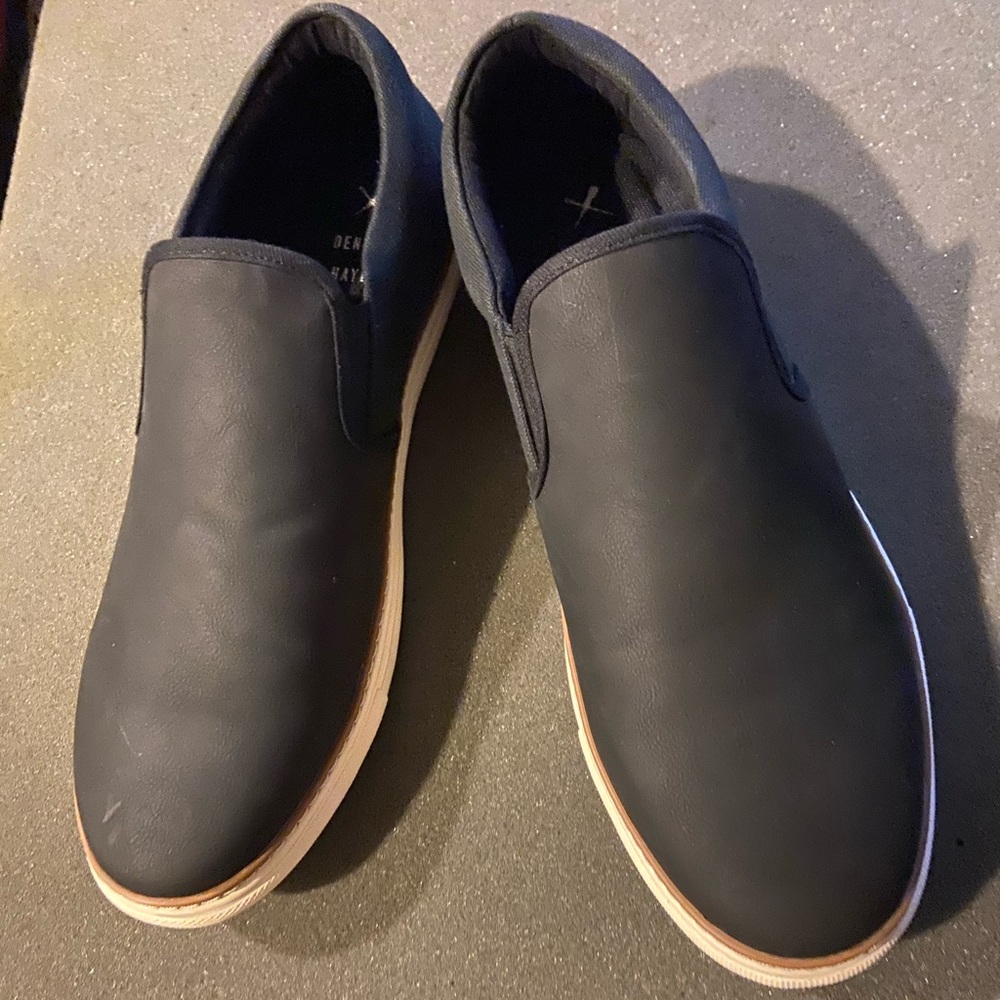 Levoca leather slip on